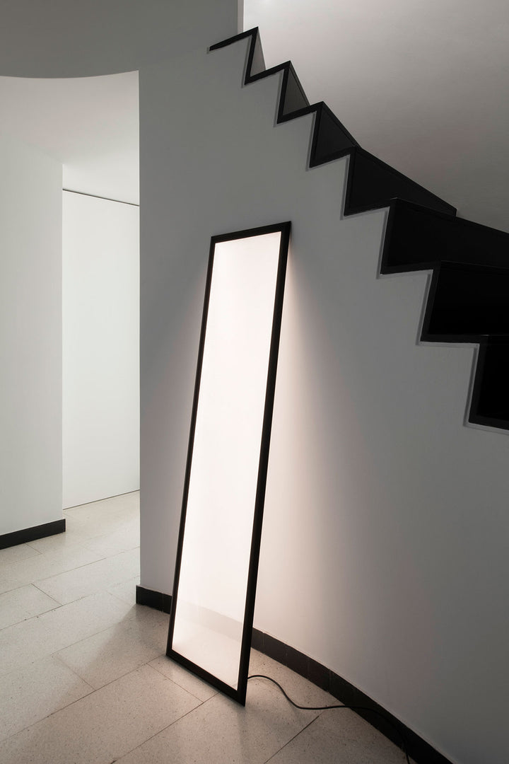 Discovery Floor Lamp