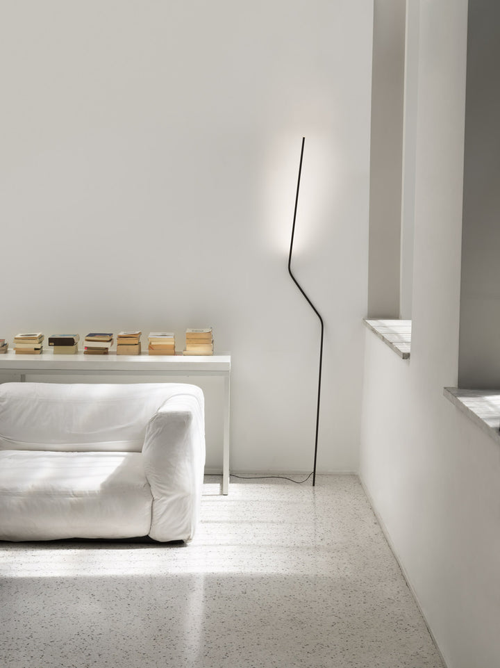 Neo Floor Lamp