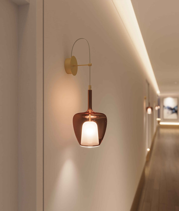 Clos Wall Light