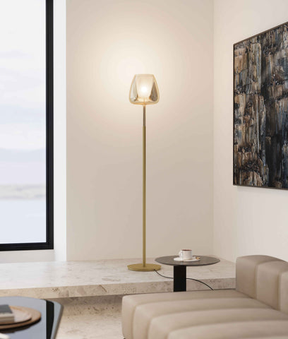 Clos Floor Lamp