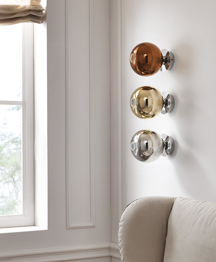 Eclisse Wall Light
