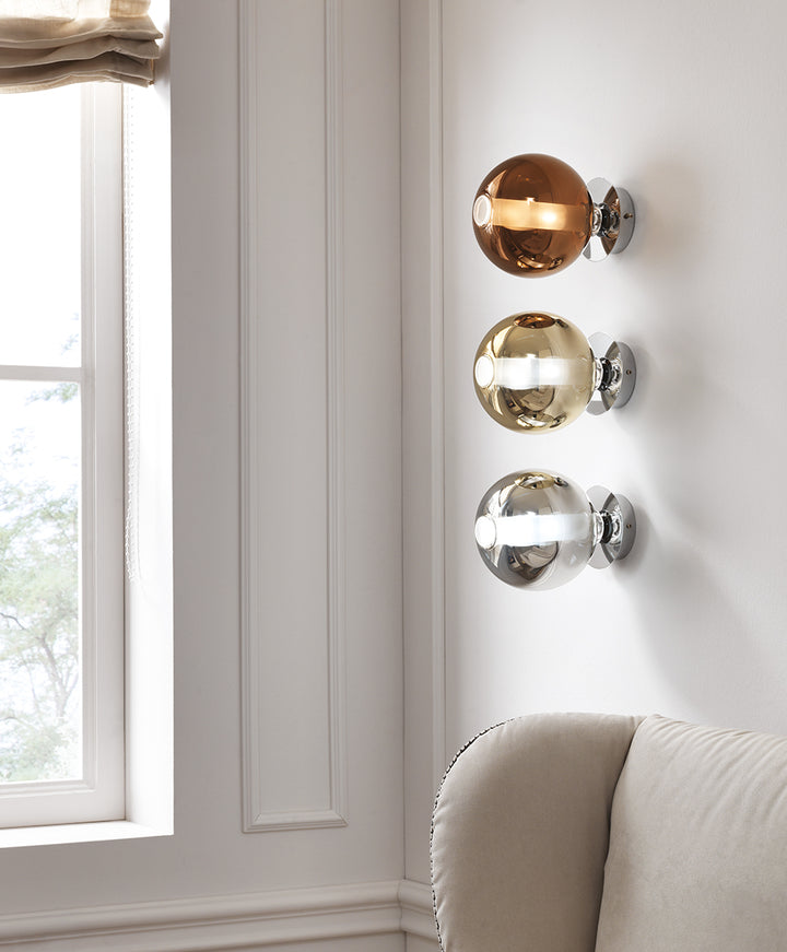 Eclisse Wall Light