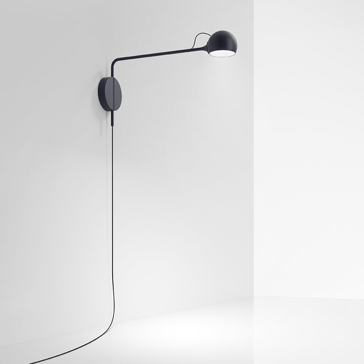 Ixa Wall Lamp