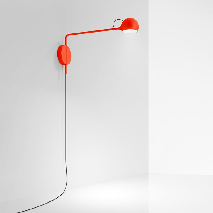 Ixa Wall Lamp