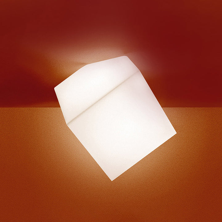 Edge Wall / Ceiling Light